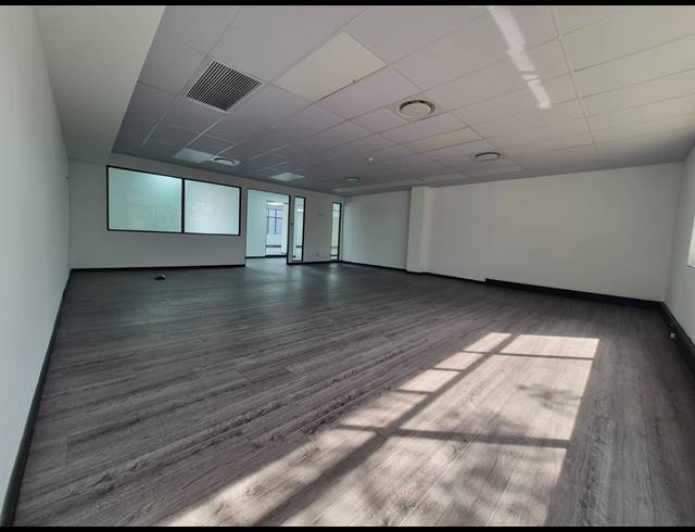 469M² OFFICE TO LET IN RIVONIA